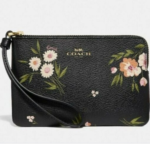 Coach Handbags - NWT COACH Leather Corner Zip Wristlet Wallet